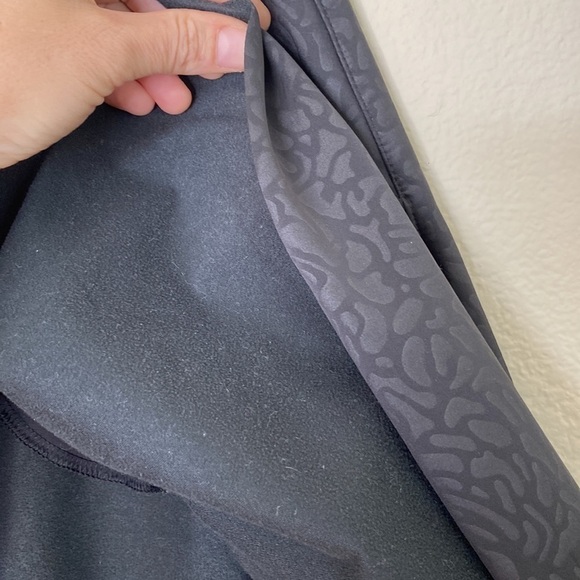 Lululemon Good to Go blockade black zip back skirt ?size - Picture 6 of 11